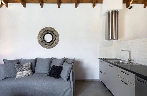 Sourpi Apartment | BH1003 - C - Studio Magnisia
