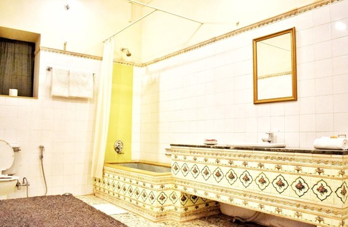 Bikaner Hotel | Bhanwar Niwas