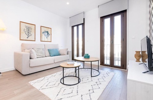 San Andres-San Pablo Apartment | BHost - Regina VII