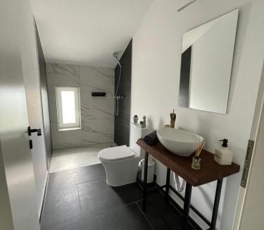 Zimandu Nou House | BIA Twin House
