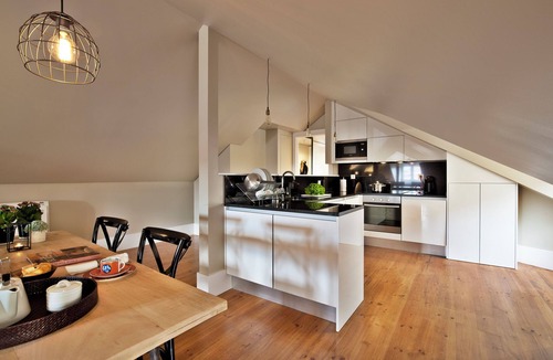 Misericordia Apartment | Bica 246 by luma