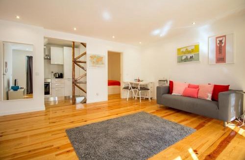 Misericordia Apartment | Bica Historical Tram Apartment