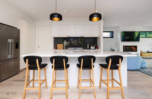 Mornington Peninsula House | Bideawee | Coastal Luxe on Clarke with Pool and Spa