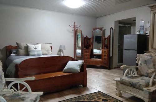 Potchefstroom Apartment | Biekierus Self Catering & Camping