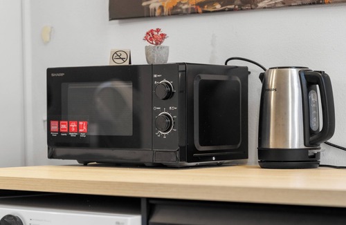 Nippes Apartment | Big and comfortable (Groups up to 14 people) 11 Min Central Station