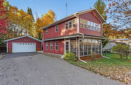 Arbor Vitae House | Big Arbor Vitae Lakefront | Sl 10 | Sandy lake bottom!