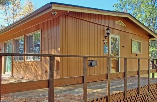 Tower Cabin | Big Bay peace and privacy, wake up to the sunrise just yards from the water