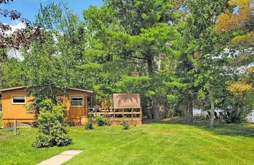Tower Cabin | Big Bay peace and privacy, wake up to the sunrise just yards from the water
