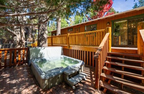 Fox Farm House | Big Bear Cozy Cottage - Hot Tub, Close to Lake, WiFi, Pet Friendly