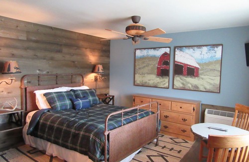 Cody Hotel | Big Bear Motel