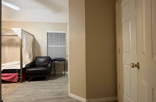 Valley Ranch House | Big bedroom