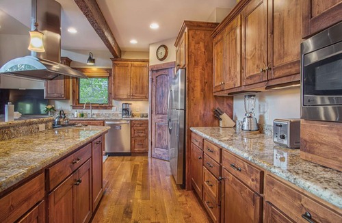Historic District House | BIG downtown home w/views and great amenities!