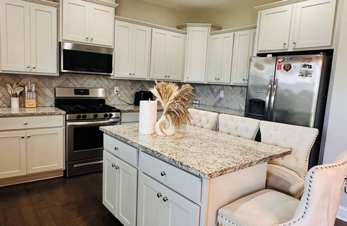 Dacula House | Big Family? No Problem – 5BR Home Near Outdoor Fun & Nature Spots.