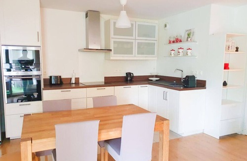 Guyancourt Apartment | Big flat close to the velodrome and national golf