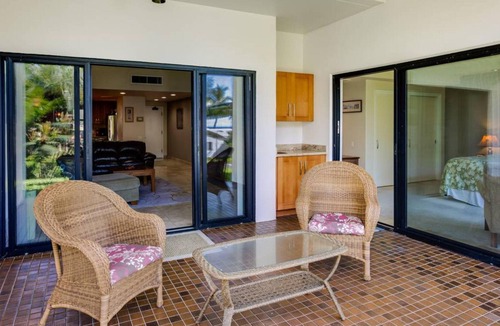Kailua-Kona Villa | Big Island Royal Seacliff 325 by Coldwell Island Banker Vacations