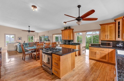 Marathon House | Big Kahuna – an expansive and inviting 5-bedroom, 4-bathroom single-family haven that encapsulates the essence of Florida Keys living