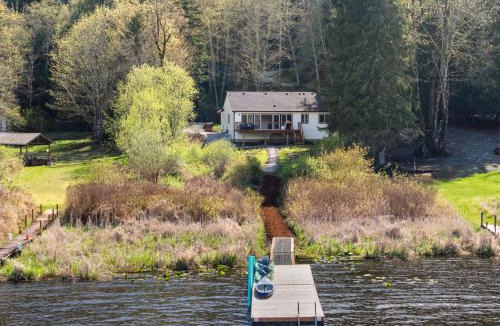 Big Lake House | Big Lake Waterfront Retreat