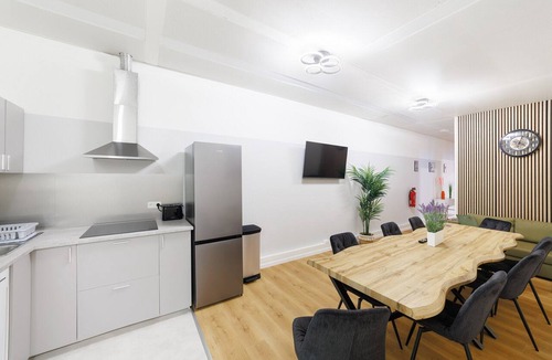 West Berlin Centre Apartment | BIG New 6Rms Flat/150m2 City Center Prime Location