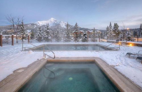 Big Sky House | Big Sky Base Camp Fireplace Views & Hot Tub