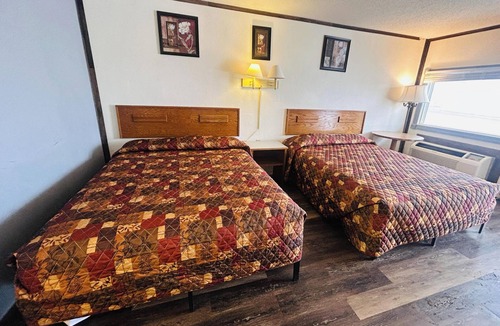 Revelo Hotel | Big South Fork Trail Lodge Stearns