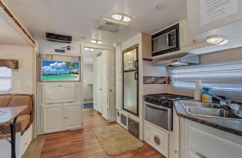 East Fultonham House | Big Spacious Camper