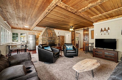 Drake Cabin | Big Thompson River Cabin Near Rocky Mountain National Park with Historic Charm, Estes Park Colorado