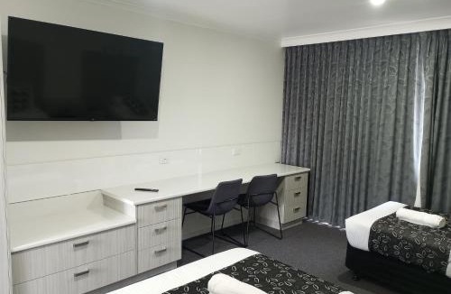 Shepparton South Hotel | Big Valley Lakeside Paradise Motor Inn