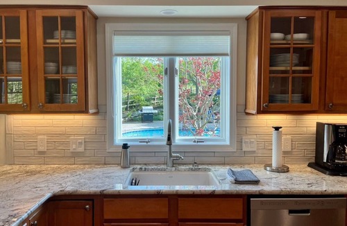 North Egremont House | Big Views, Heated Pool, Mini-Gym, Sun Porch!