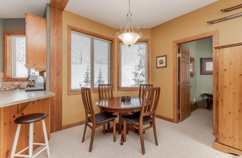 Big White Ski Resort House | Big White Location Location