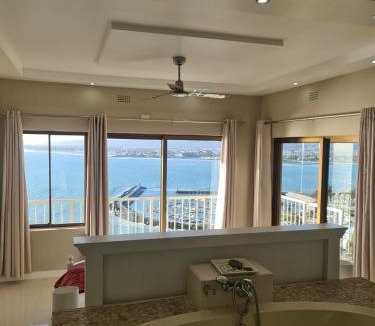 Mountainside Apartment | Bikini Beach Manor