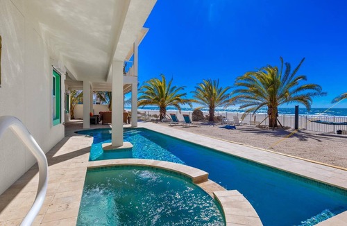 Ilexhurst House | Bikini's & Martini's Beachfront: Direct Gulf Front! Pool, Spa, Pro-Series Loaded Game Room & Arcade