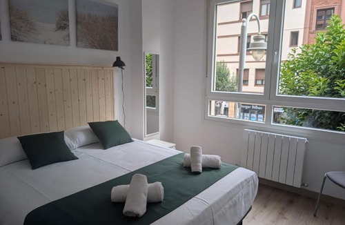 Deustuko San Pedro-Erribera Apartment | Bilbao Base EBI3369