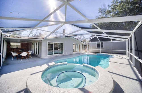 Southside House | ~Billiard Abode Sleeps 12 Heated Pool & Spa~
