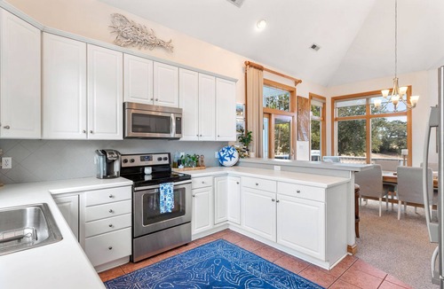 Corolla House | Billy's Banks: Private Pool, Spa, Golf Discounts