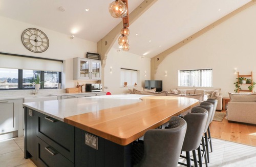 Pilning Cottage | BILSHAM MEADOWS, family friendly, luxury holiday cottage in Aust