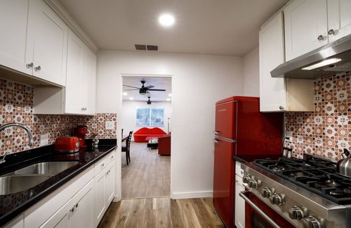 Encanto House | Biltmore Bungalows Triplex w/Heated Pool, Carports, 9 Smart TVs, W/D, Fast WiFi