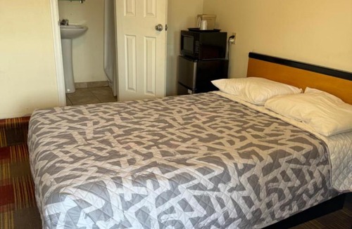 Williamsport Hotel | Bing's Motel