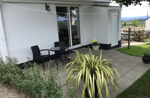 Newry Ski Chalet | Binnian Gateway