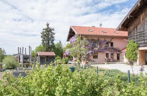 Riedering House | Biohof Beim Danner