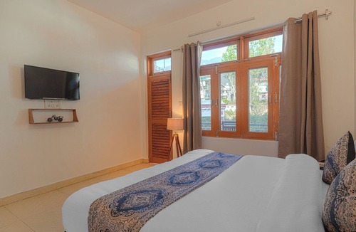 Suja Bed & Breakfast | Bir Downtown