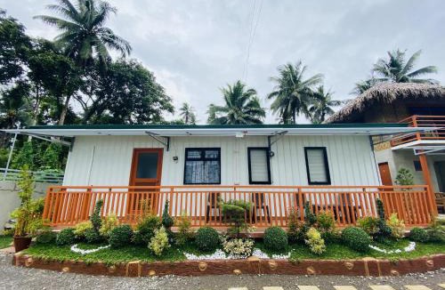 Bulusan Resort | Birbeck Lodge
