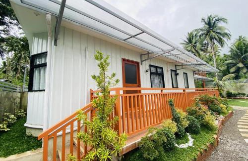 Bulusan Resort | Birbeck Lodge