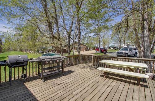 Puposky House | Birch Haven Resort Cabin w/Deck: Boating On-Site