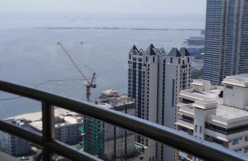 Ermita Night District Apartment | Birch tower by Cassandra