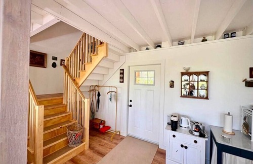 Kearney Cabin | Birchcliff Retreats - Clifftop Cabin -B-