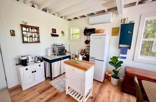 Kearney Cabin | Birchcliff Retreats - Clifftop Cabin -B-