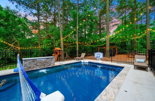 Broken Bow Cabin | BirchSquatch · Heated Pool: Putt-Putt, Gameroom, Playset, Sleeps 24!