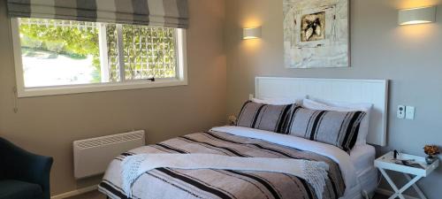 Te Kouma Bed & Breakfast | Bird Haven