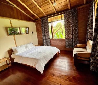 Mindo House | Bird Lover's House