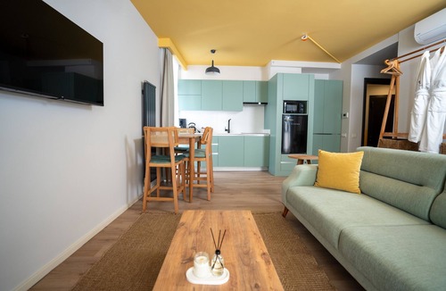 Harbiye Apartment | Bird Nest Suite